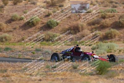 media/Jun-01-2025-CalClub SCCA (Sun) [[eae223c5dd]]/Group 3/Qualifying/